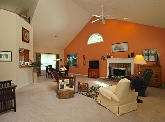 5th image of 6276 Hilltop Trail Dr