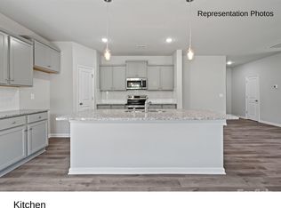 7028 Stoney Wood Ln, Charlotte, NC 28215