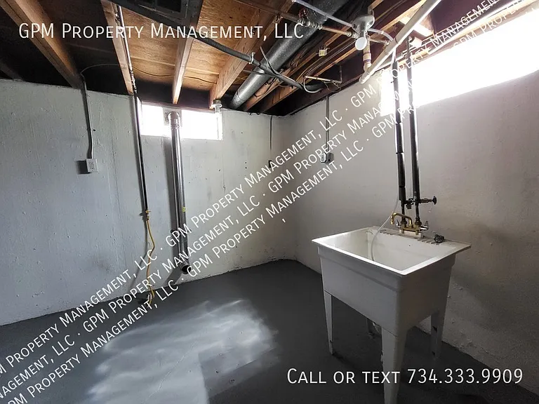 14727 Mulberry St — Photo 14