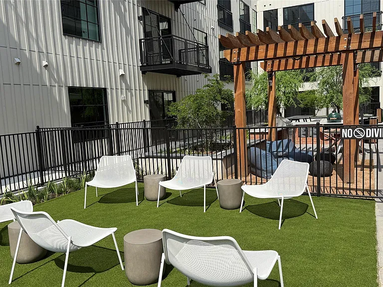 4315 S Congress Ave #515 — Photo 31