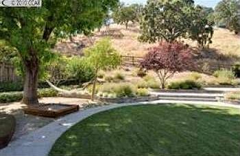 2nd image of 344 Lindsey Dr