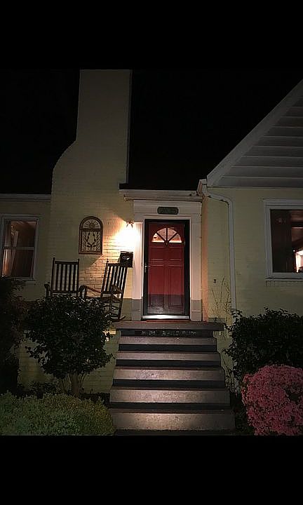 1st image of 2635 Walker Ave