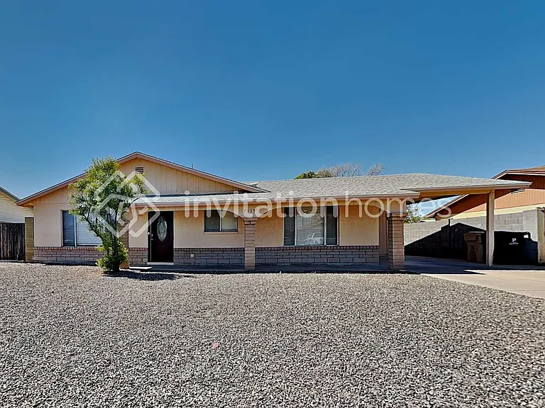 7115 W North Ln — Photo 1
