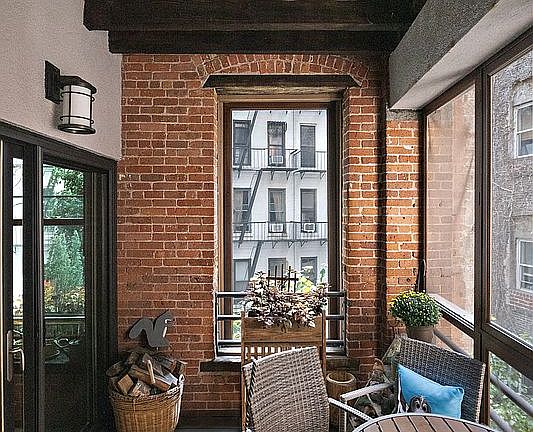 5th image of 35 Bethune St APT 3B
