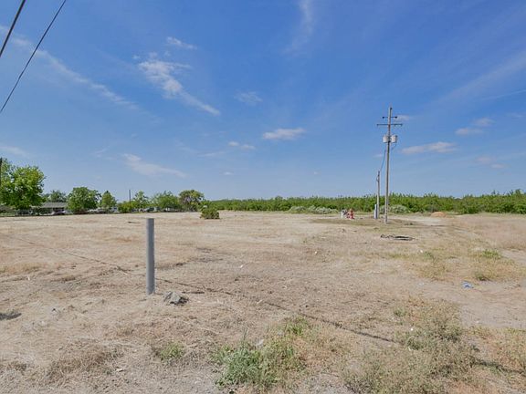 2nd image of 5036 Feather River Blvd