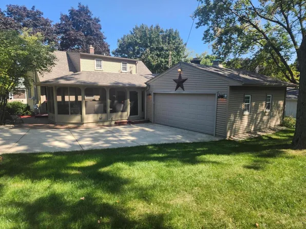 465 Lewis STREET, Burlington, WI 53105