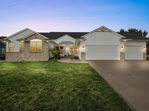 605 Endeavor Ave, Urbana, IA 52345