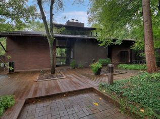2781 Belgrave Rd, Pepper Pike, OH 44124