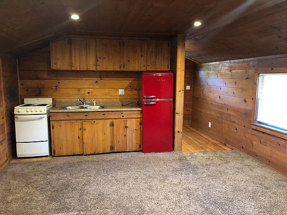 5th image of 54100 Pine Crest Ave #8