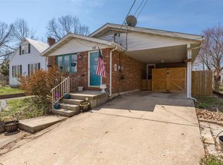 113 N 5th St, Sainte Genevieve, MO 63670