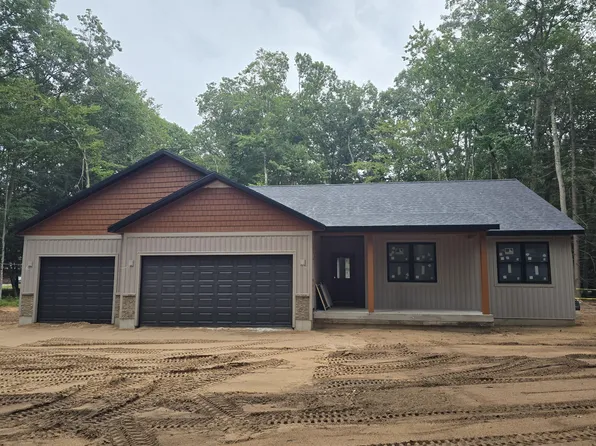 918 N Scenic Dr, Muskegon, MI 49445