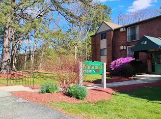 Pinewood Estates, Manchester, NH 03102