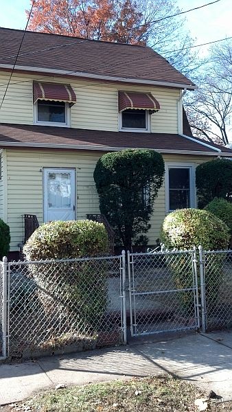 2nd image of 256 Dorer Ave
