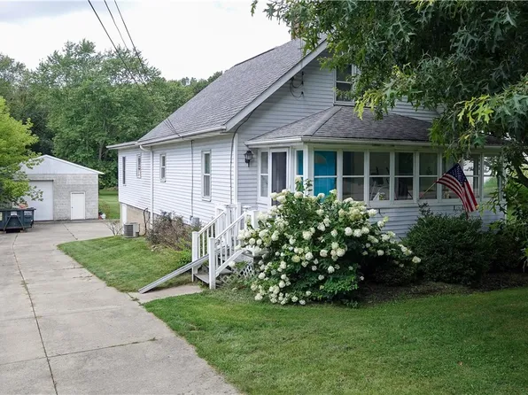 774 S Munroe Rd, Tallmadge, OH 44278