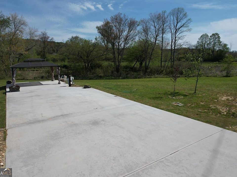 1st image of 134 Mountain Meadows Dr