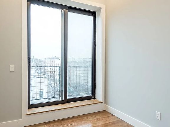 5th image of 119 Boerum St #4R