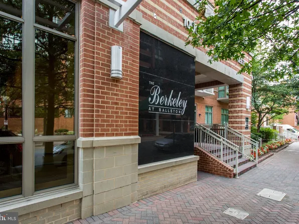 1000 N Randolph St APT 507, Arlington, VA 22201