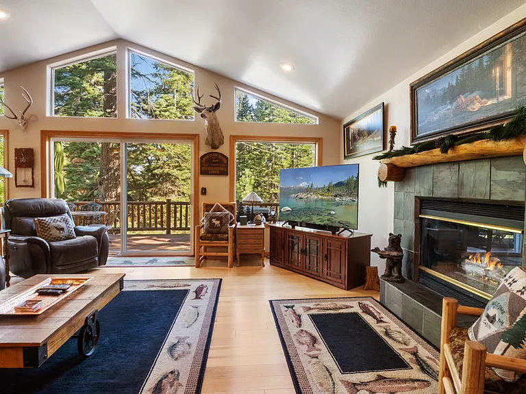 3915 Summit Rd — Photo 6
