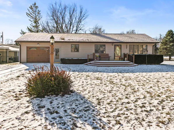 210 Elm St, Pisgah, IA 51564