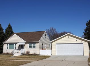 35 Guindon Blvd, Fond Du Lac, WI 54935