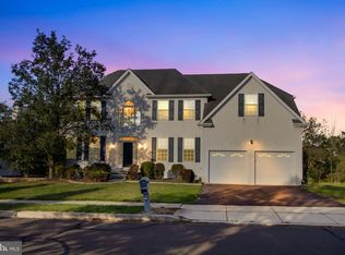 305 Doe Run Rd, Harleysville, PA 19438