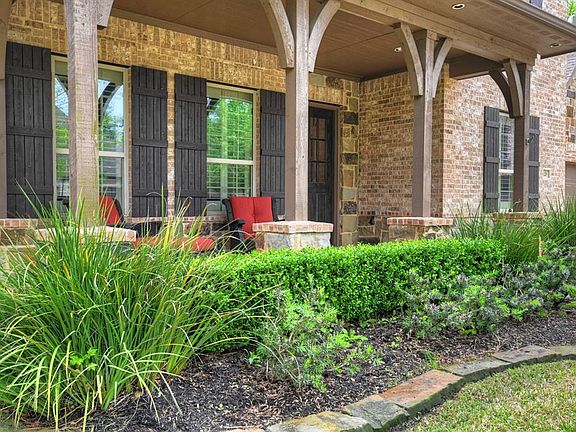 4th image of 120 Isleworth Manor Pl