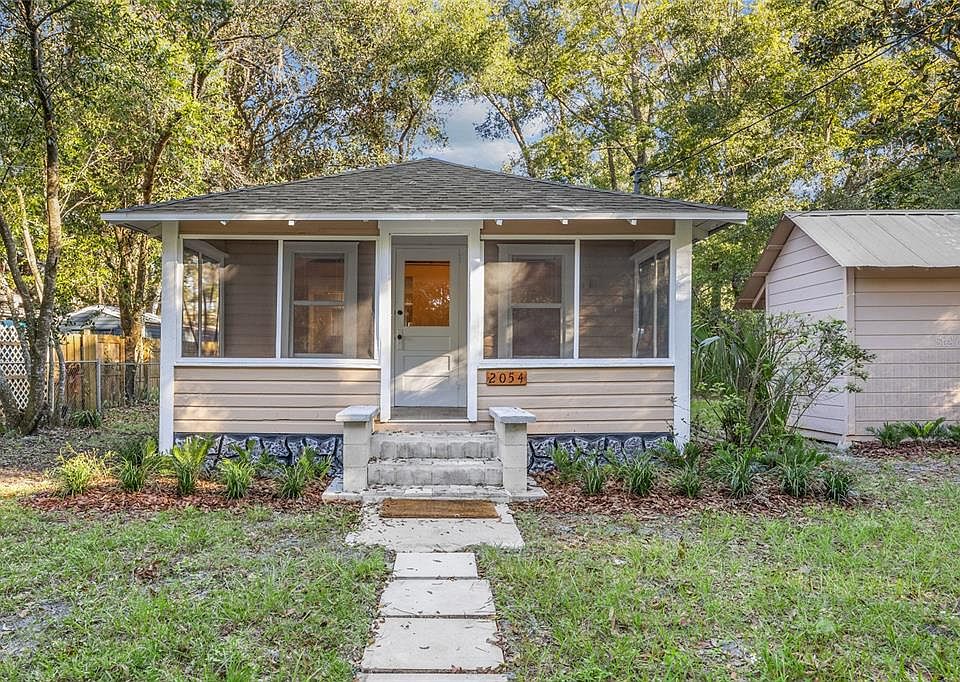 1st image of 2054 NW 31ST AVENUE