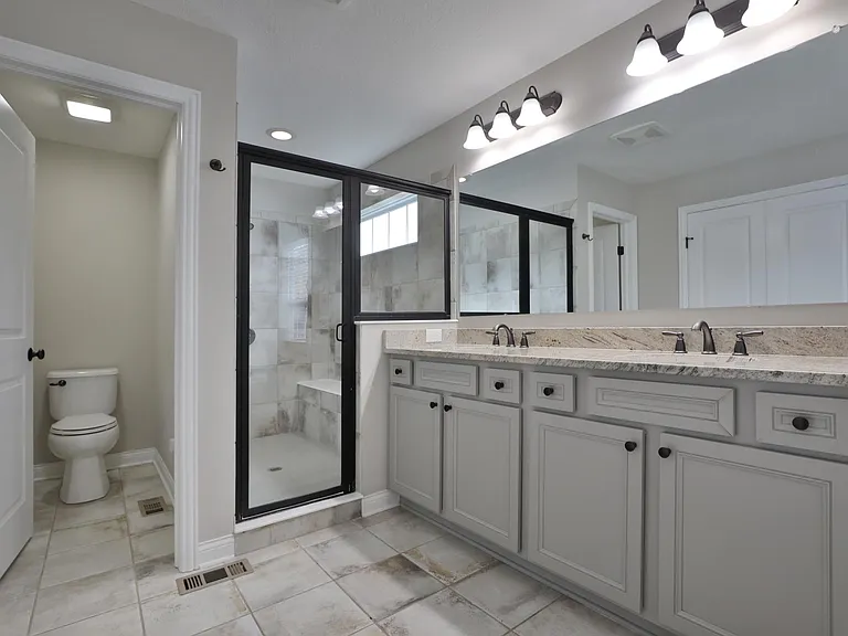 1412 Leesland Dr — Photo 41