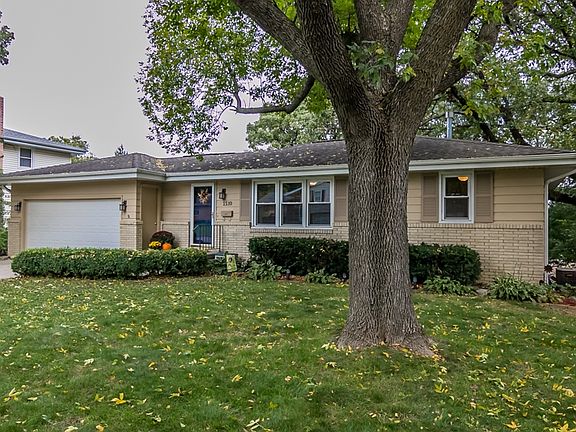 2nd image of 1510 Linden Dr