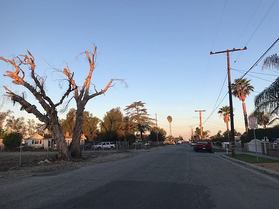 4th image of 15169 Sequoia Ave