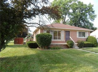 430 Orchard Ridge Rd, South Lyon, MI 48178
