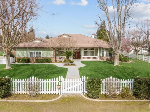 16126 Black Hawk Ave, Bakersfield, CA 93314