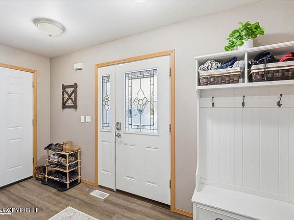 5th image of 6628 Reiner Cir