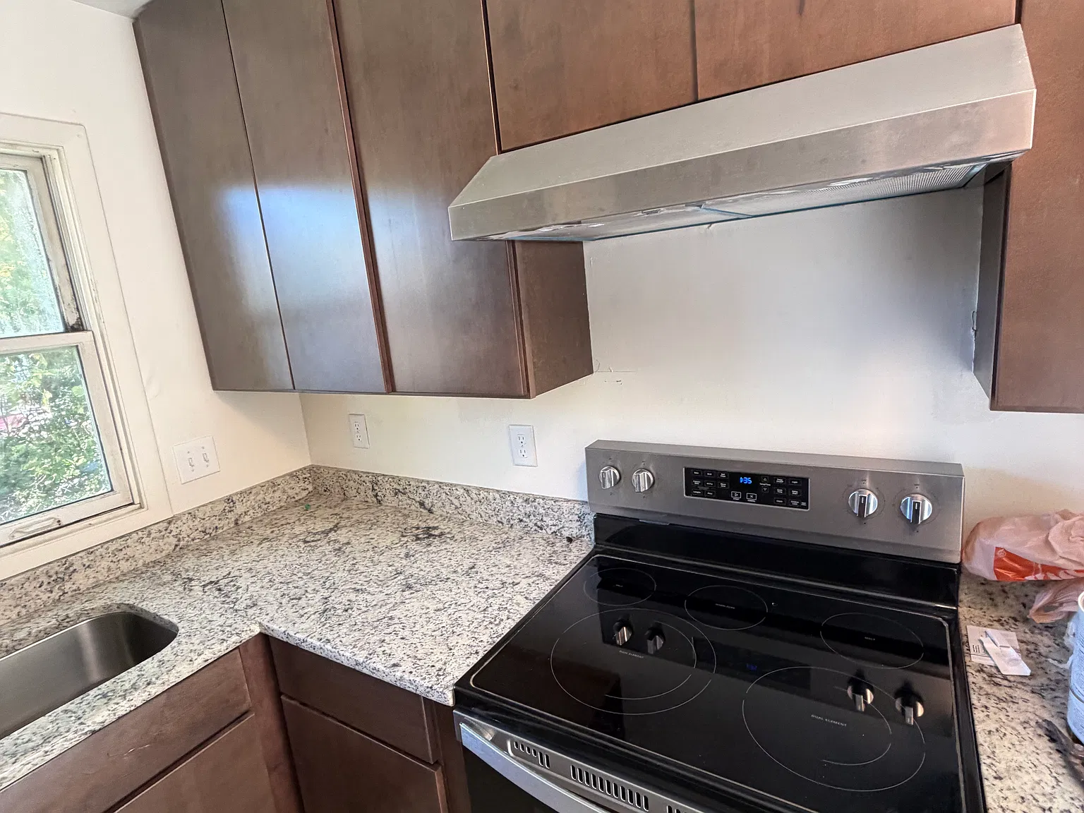 4 bed, 1584 sqft, $2,800 — Photo 3