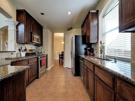 4th image of 7050 Thistle Hill Way