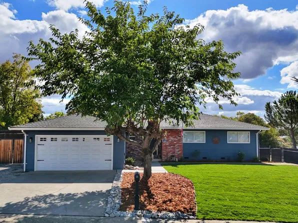 214 Rugosa Dr, Folsom, CA 95630