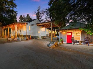 711 Milan Farms Rd, Elk, WA 99009