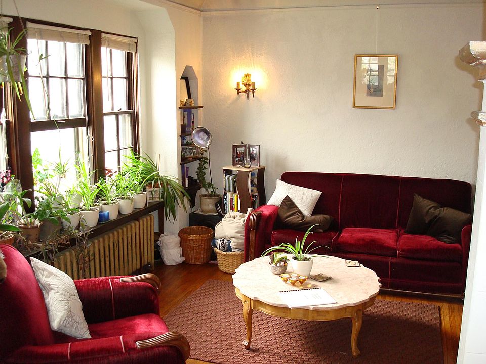 1st image of 3139 Girard Ave S APT 2