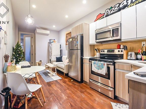4th image of 125 Putnam Ave APT 3R