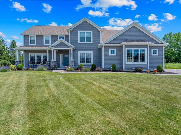 4354 November Ln, Syracuse, NY 13215