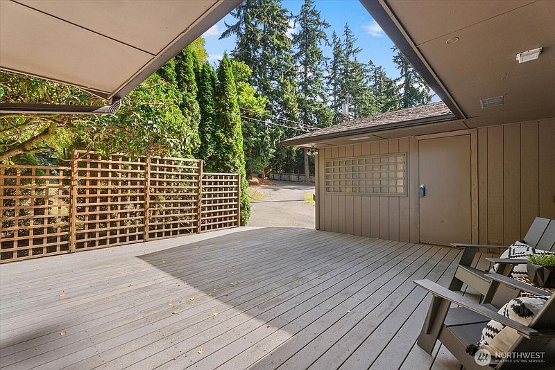 3rd image of 8611 118th Ave SE