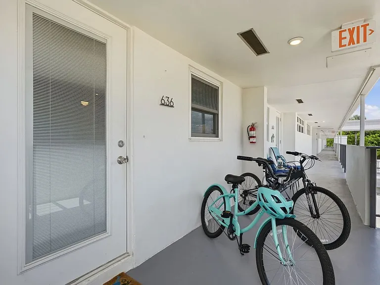 636 Broad Ave S #3-ID1602672P — Photo 13