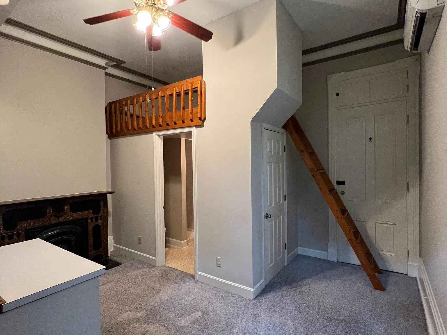114 Parker St — Photo 2