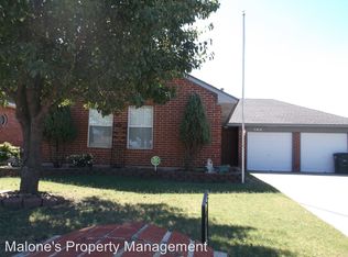 4828 Montrose Dr, Del City, OK 73115