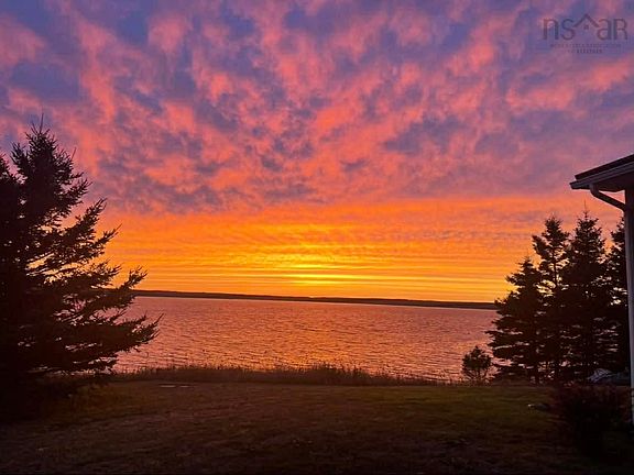 5th image of 29 Slipway Rd W