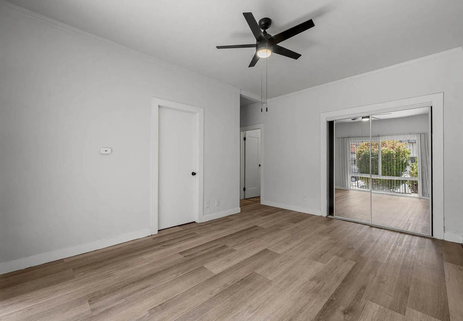 1 bed, 1.0 bath, 650 sqft, $1,895 — Photo 4