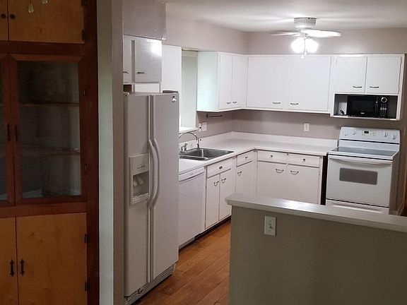 5th image of 103 Miller Ave