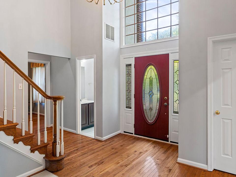 10808 Braddock Rd, Fairfax, VA 22030 Zillow