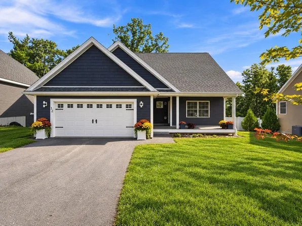 12 Sable Way, Manchester, NH 03102