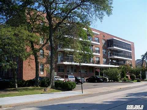 2nd image of 100 Randall Ave APT 2C